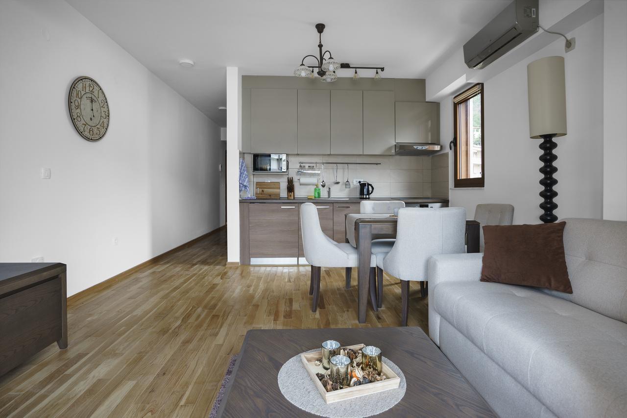 Apartments Lora Jadranskij Put บุดวา ภายนอก รูปภาพ